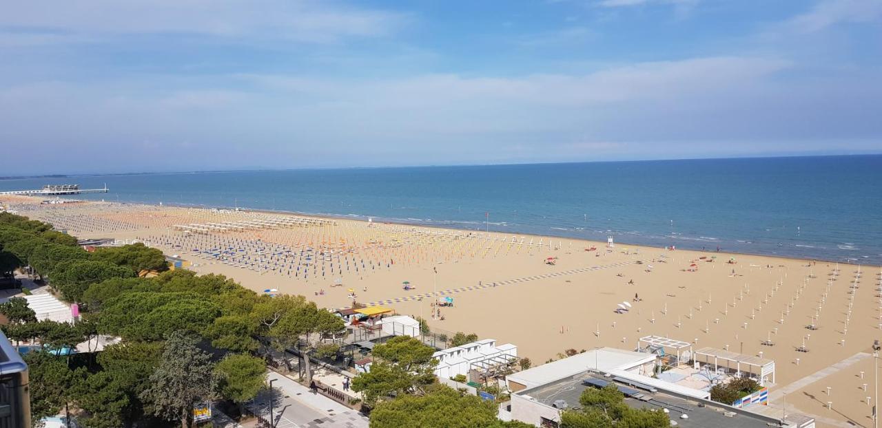 International Seaview Apartments Lignano Sabbiadoro Exterior photo